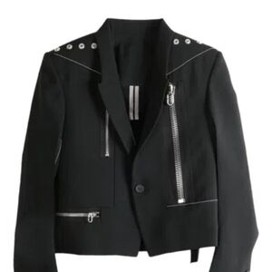 Meet your Posher, Theresa